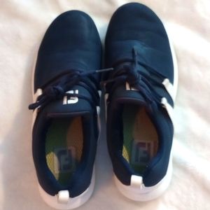 Navy and White Women's FootJoy golf shoes size 7 1/2 M